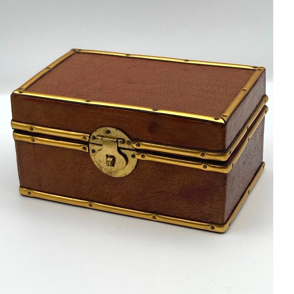 VTG Chinese Lacquer Trinket Jewelry Box 5" X  3.25" X 3.25"Leather Finish Brass